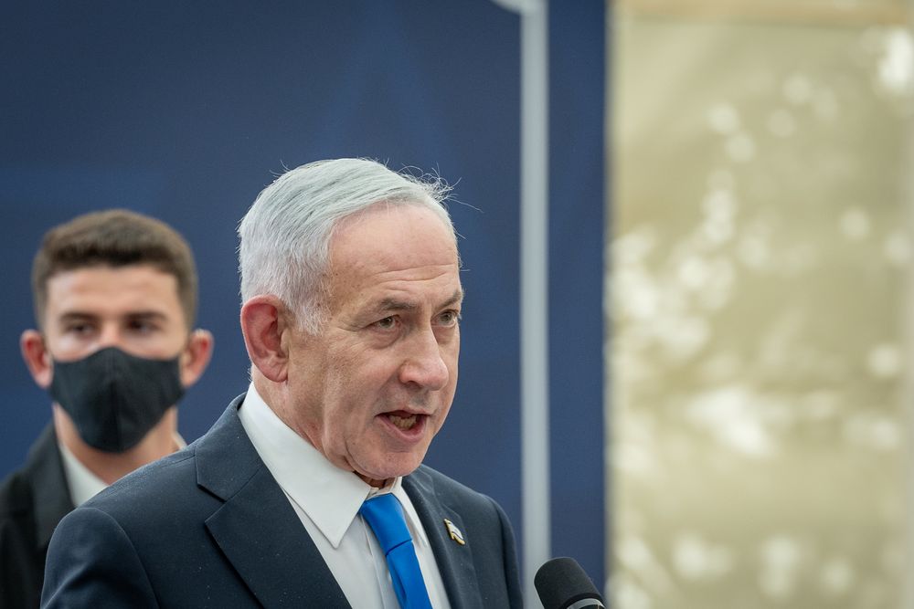 מכחיש שיחה עם נשיא האמירויות
