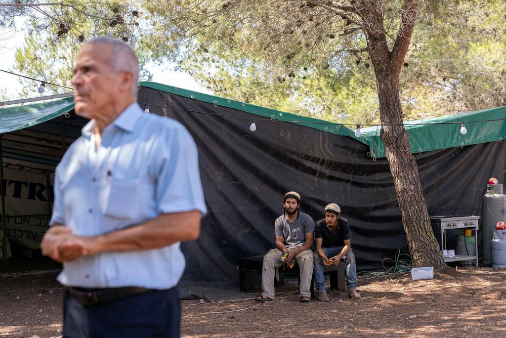 תושבי מג'ד אל-כרום חוששים שהמתחם שהוקם בשטחם לא יפונה