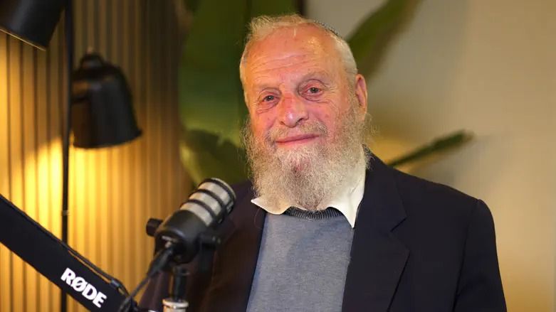 ראיתי את הירח - והבנתי מדוע חז"ל קבעו יומיים