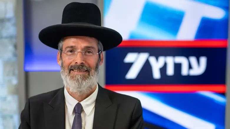 גודל המבט בראש השנה ותיקון העולם כולו