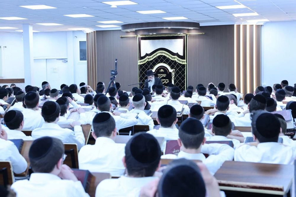 שגב הימים הנוראים: הגאון רבי שרגא שטיינמן חיזק את בחורי "ברכת שמואל"