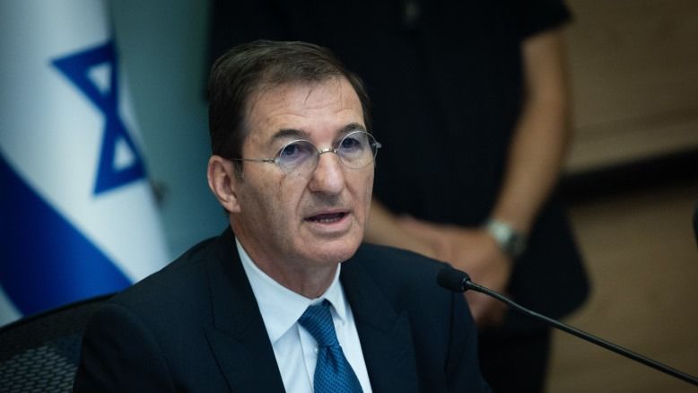 בועז ביסמוט לועג לאופוזיציה: "מחר זה יכול להיות הטוסטר שיש לי במטבח"