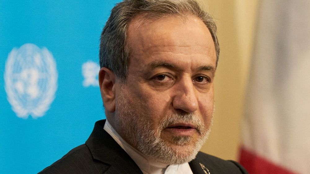 Araghchi Confirms: 'We Delivered to U.S. a Plan to Open Strait of Hormuz Within a Week - Ball Is in Their Court'