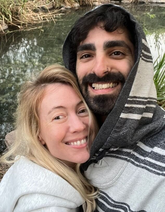 "בתל אביב בנות יפות באופן מוגזם, פה זה פחות שורט אותך"
