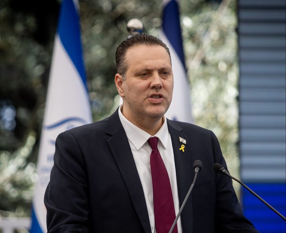 "בגידה במדינה": זוהר נגד יוצרי הסרט שזכה בוונציה