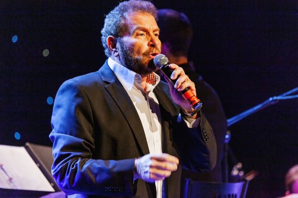 דודו פישר: "החזנות היא האמנות הקשה ביותר"