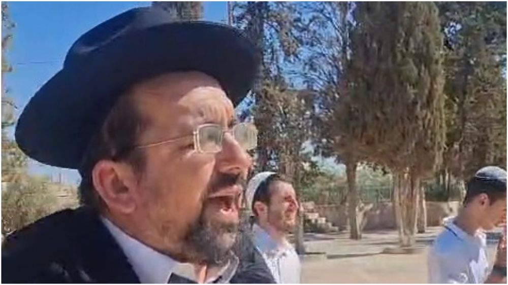 Watch: Kol Nidrei prayer on the Temple Mount
