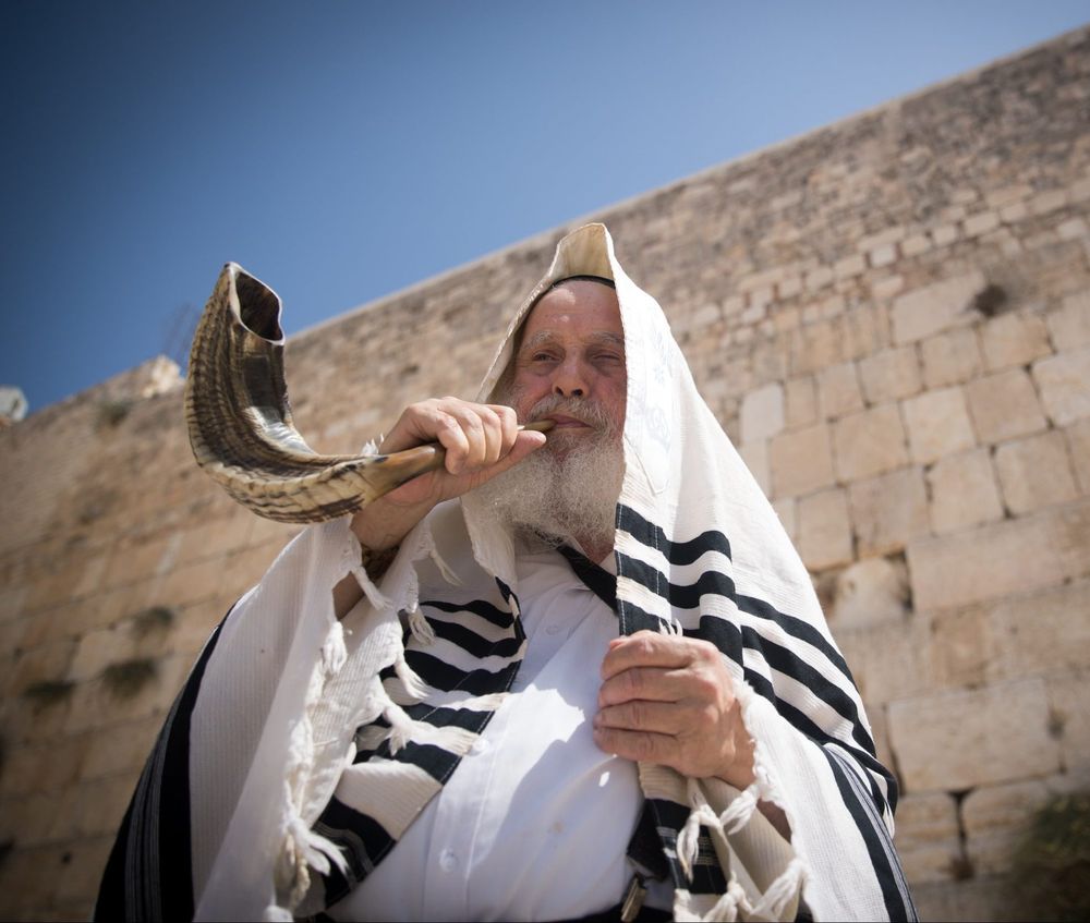סימנא טבא: שהחיינו ונתן לנו סימנים טובים בדרך
