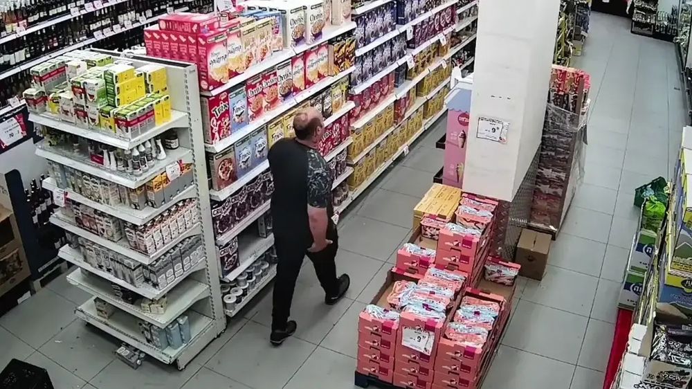יאן שמלא יואשם בהחדרת חומרי הרדמה למחיות לתינוקות