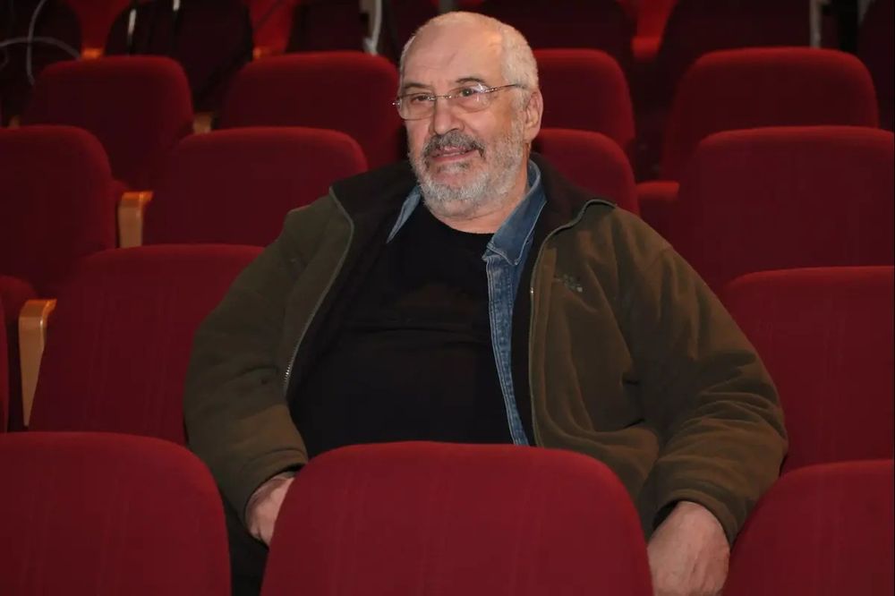 השחקן והבמאי יוסי פולק הלך לעולמו בגיל 81