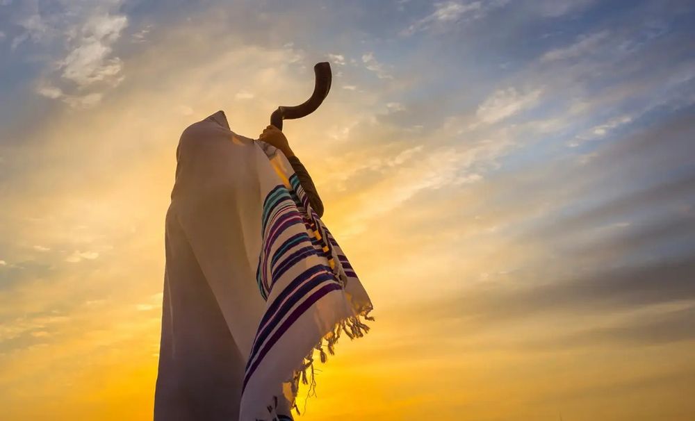 מאושוויץ ועד ירושלים: השופר והשרשרת היהודית שלא נקרעה
