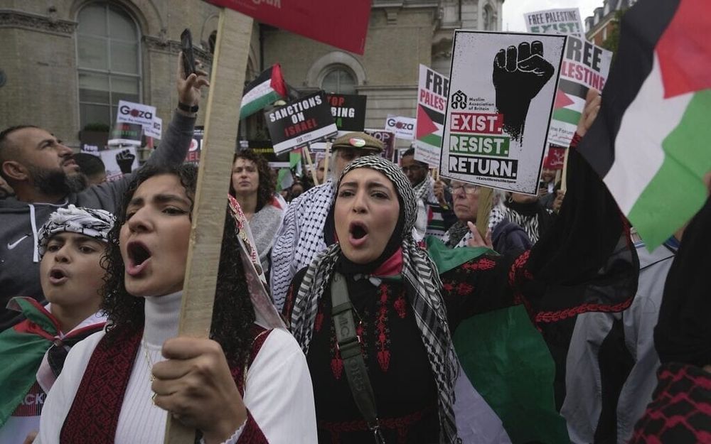 מור שפירא: בחסות הוד מלכותה – המעוז הלונדוני של תנועת "האחים המוסלמים"